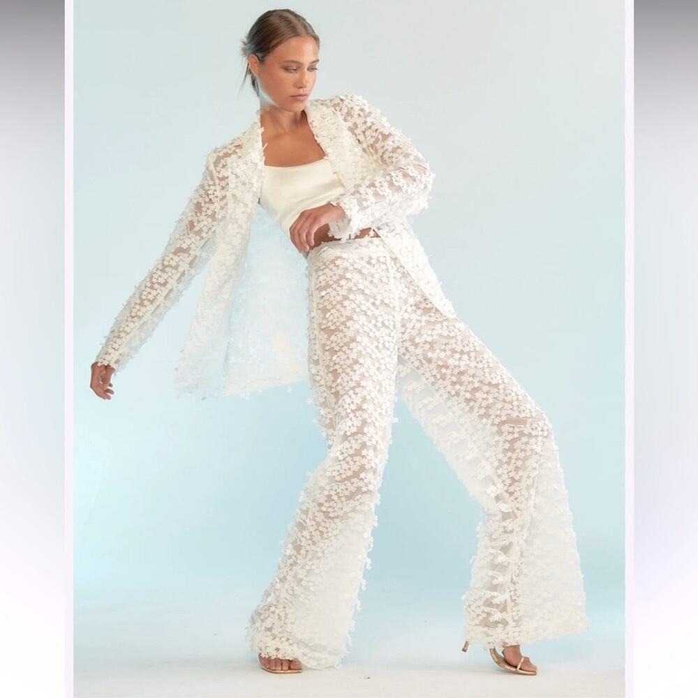 NWT Cynthia Rowley 3D Tulle Floral Appliqué Wide-Leg Pants 0
